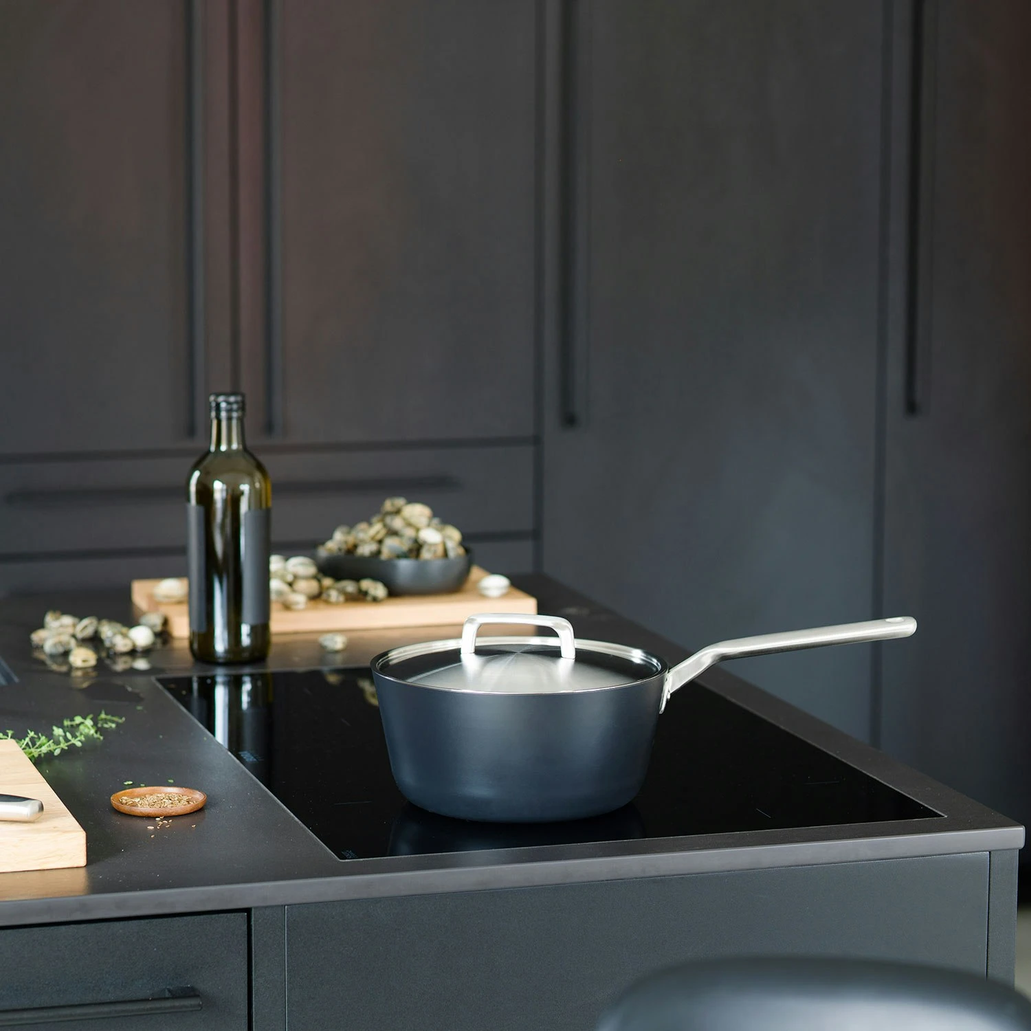 Fiskars Rotisser Traktörpfanne Gross Kante 24 Cm 3 Fiskars Rotisser Traktörpfanne Gross Kante 24 Cm – Bild 3