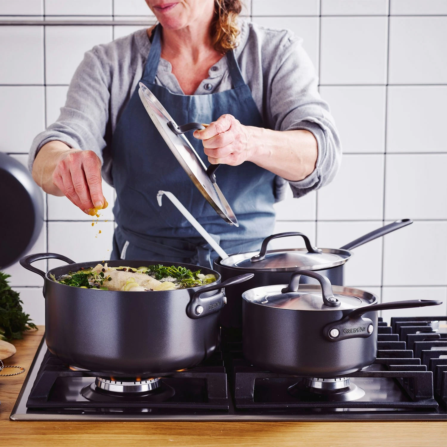 Greenpan Craft Kasserolle Mit Deckel 24 Cm / 4,9 L 2 Greenpan Craft Kasserolle Mit Deckel 24 Cm / 4,9 L – Bild 2