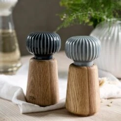 Kähler Hammershøi Kräutermühle Small, Dunkelgrau -Deutschland Kochzauber Verkaufs-Shop kahler hammershi krautermuhle small 3