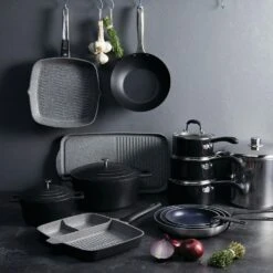 Kitchen Craft MasterClass Kasserolle Schwarz, 2,5 L 9 Kitchen Craft MasterClass Kasserolle Schwarz, 2,5 L -Deutschland Kochzauber Verkaufs-Shop kitchen craft masterclass casserole black 4