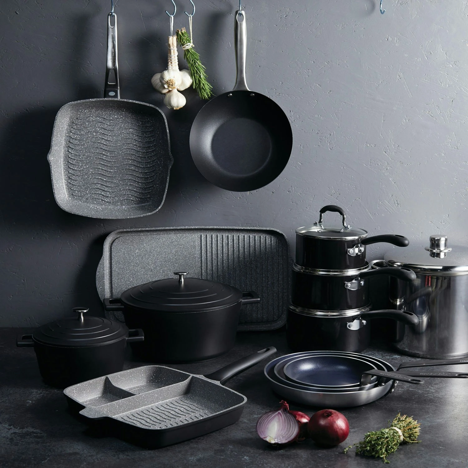 Kitchen Craft MasterClass Kasserolle Schwarz, 2,5 L 4 Kitchen Craft MasterClass Kasserolle Schwarz, 2,5 L – Bild 4