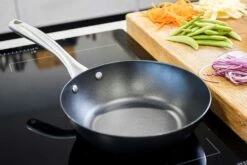 Kitchen Craft Master Class Wok-Pfanne 30 Cm -Deutschland Kochzauber Verkaufs-Shop kitchen craft masterclass induction ready non stick wok 20cm 10