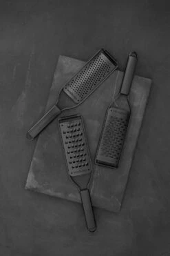 Microplane Black Sheep Reibe Extra Rough -Deutschland Kochzauber Verkaufs-Shop microplane black sheep reibe extra rough 4