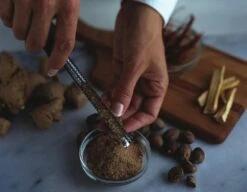 Microplane Premium Classic Reibe Für Gewürze 3 Microplane Premium Classic Reibe Für Gewürze -Deutschland Kochzauber Verkaufs-Shop microplane premium classic reibe fur gewurze 1