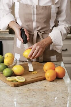 Microplane Premium Classic Zestenreißer, Koralle -Deutschland Kochzauber Verkaufs-Shop microplane premium classic zestenreier 4 2