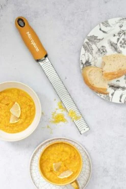 Microplane Premium Classic Zestenreißer, Darkyellow -Deutschland Kochzauber Verkaufs-Shop microplane premium classic zester 26