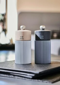 Peugeot Line Pfeffermühle 12 Cm, Natural / Hellgrau -Deutschland Kochzauber Verkaufs-Shop peugeot line pfeffermuhle 12 cm 3
