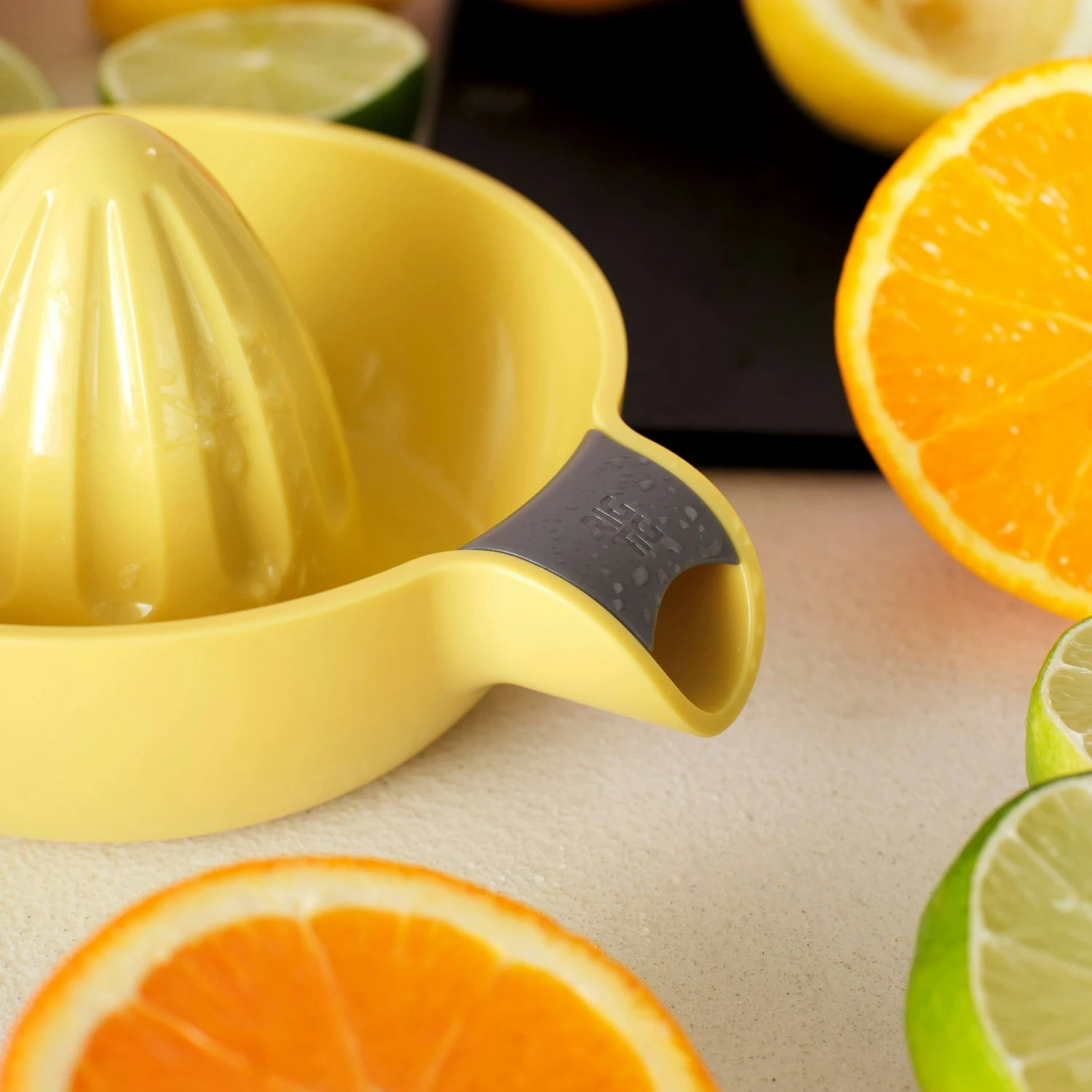RIG TIG Juicy Zitronenpresse 3 RIG TIG Juicy Zitronenpresse – Bild 3