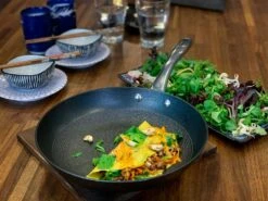 Satake Grillpfanne Leichtgusseisen, Honeycomb/ Ø24 5 Satake Grillpfanne Leichtgusseisen, Honeycomb/ Ø24 -Deutschland Kochzauber Verkaufs-Shop satake satake grillpfanne leichtgusseisen honeycomb 2 1